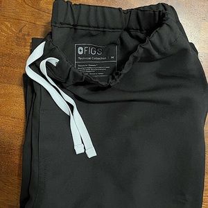Figs Men’s Black Scrub Pants size medium